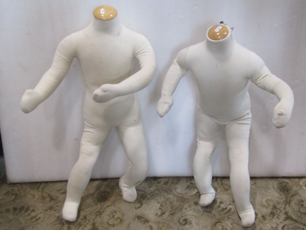 Six child size shop display dummies/mannequins - Image 3 of 4
