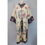 Early 20th century Chinese silk robe with mandarin style collar, front opening and frog