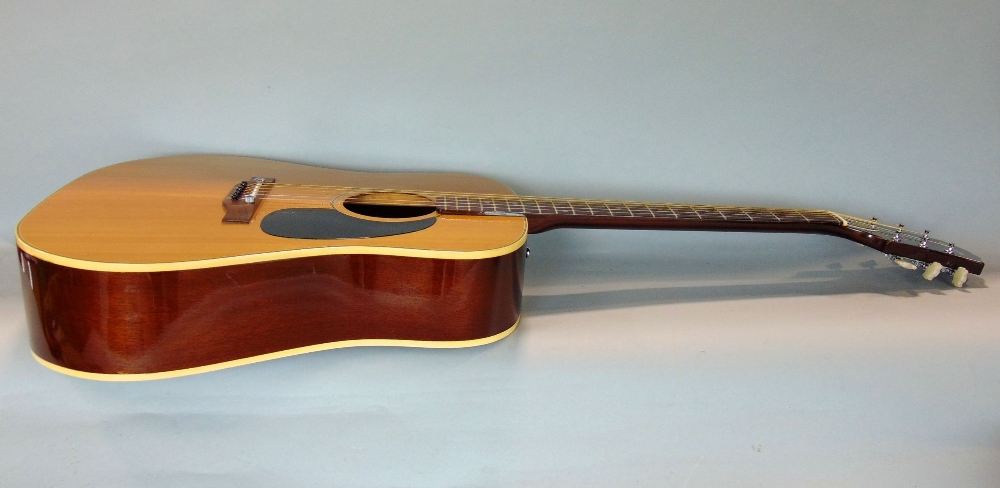 Good quality vintage Epiphone acoustic guitar, style 6730E and number 010316, hard cased - Image 2 of 3