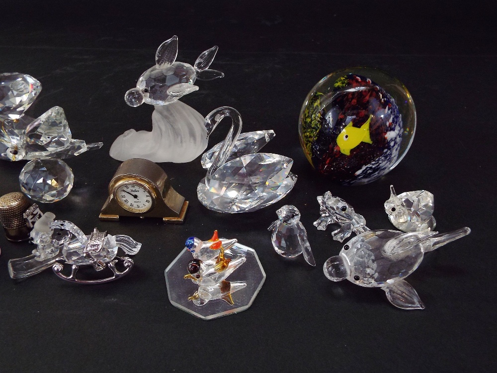 A collection of mainly Swarovski crystal animals together with a small quantity of thimbles, a - Image 3 of 4