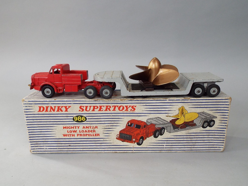 Two boxed Dinky Super Toys 986 and 666 (2) - Image 2 of 3