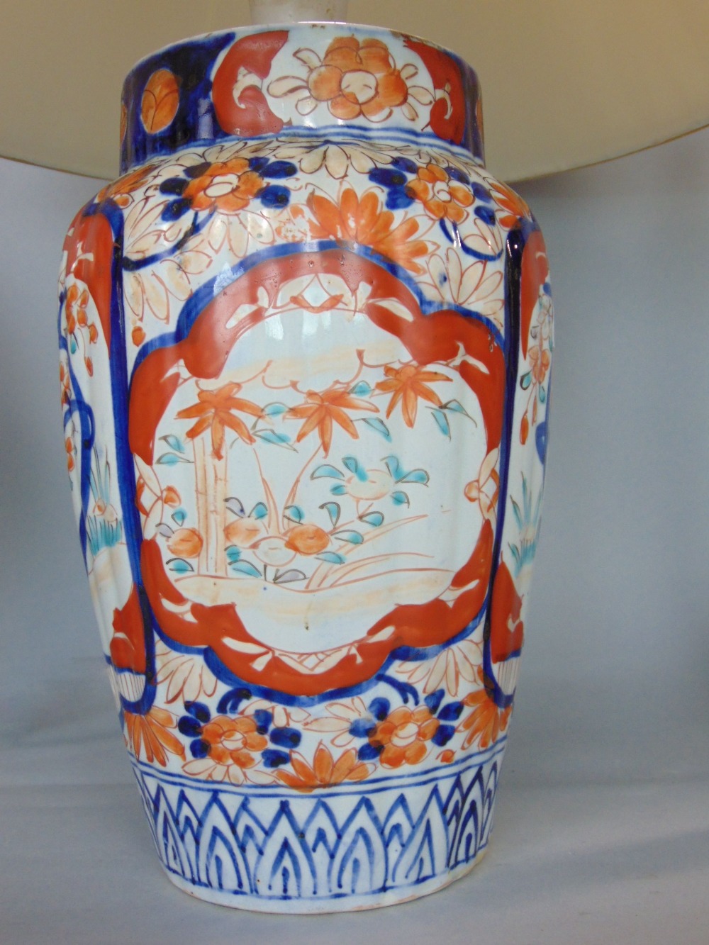 Japanese imari lobed porcelain baluster table lamp, together with a further eastern white metal - Image 2 of 2