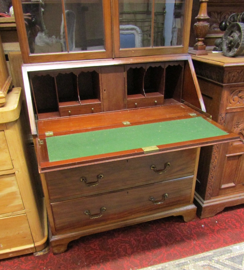 A good quality Edwardian mahogany bureau bookcase in the Georgian style, the upper section - Image 2 of 2