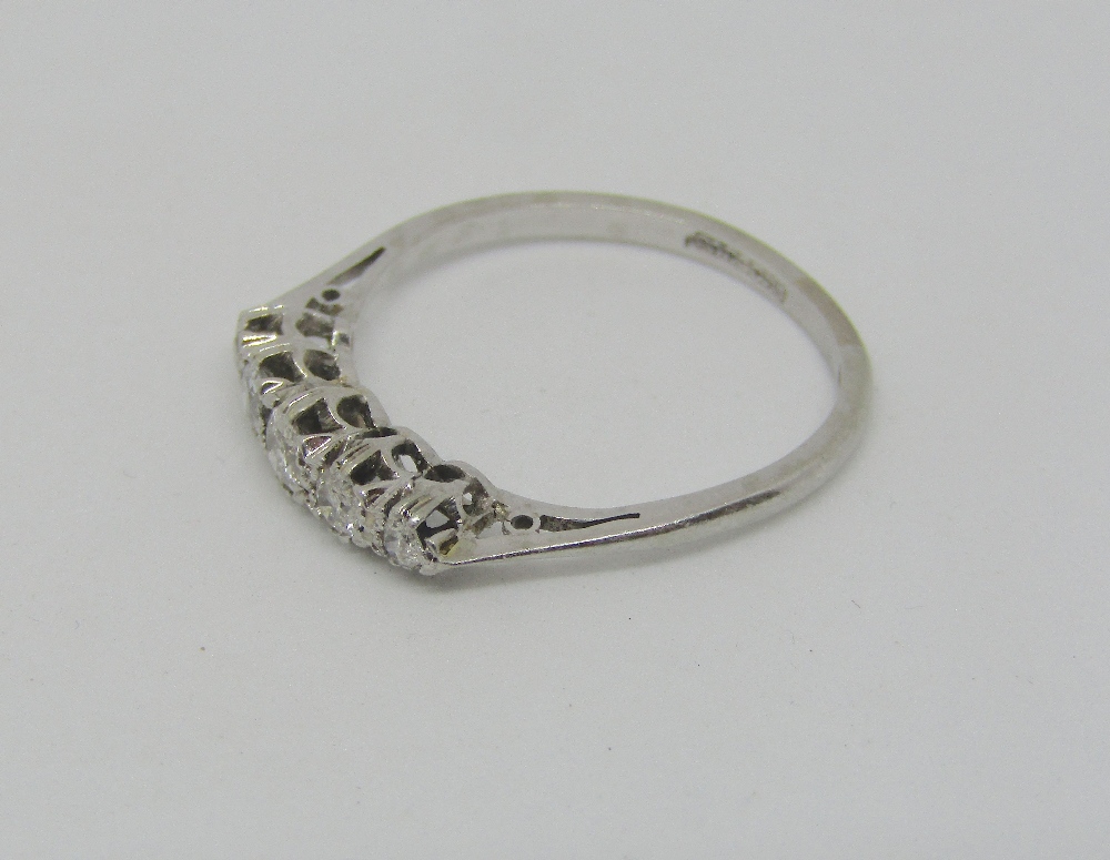 18ct white gold five stone diamond ring, size R/S, 2.6g - Image 2 of 2