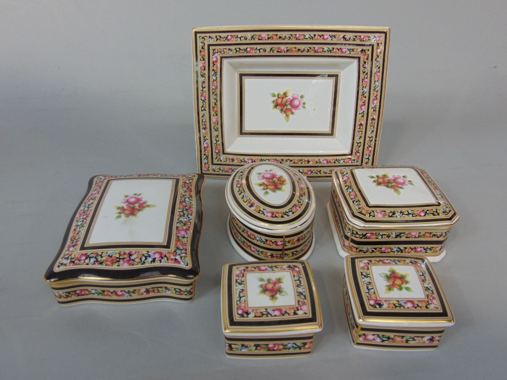 A collection of Wedgwood Countrywares with white glazed leaf moulded finish including strawberry - Image 4 of 4