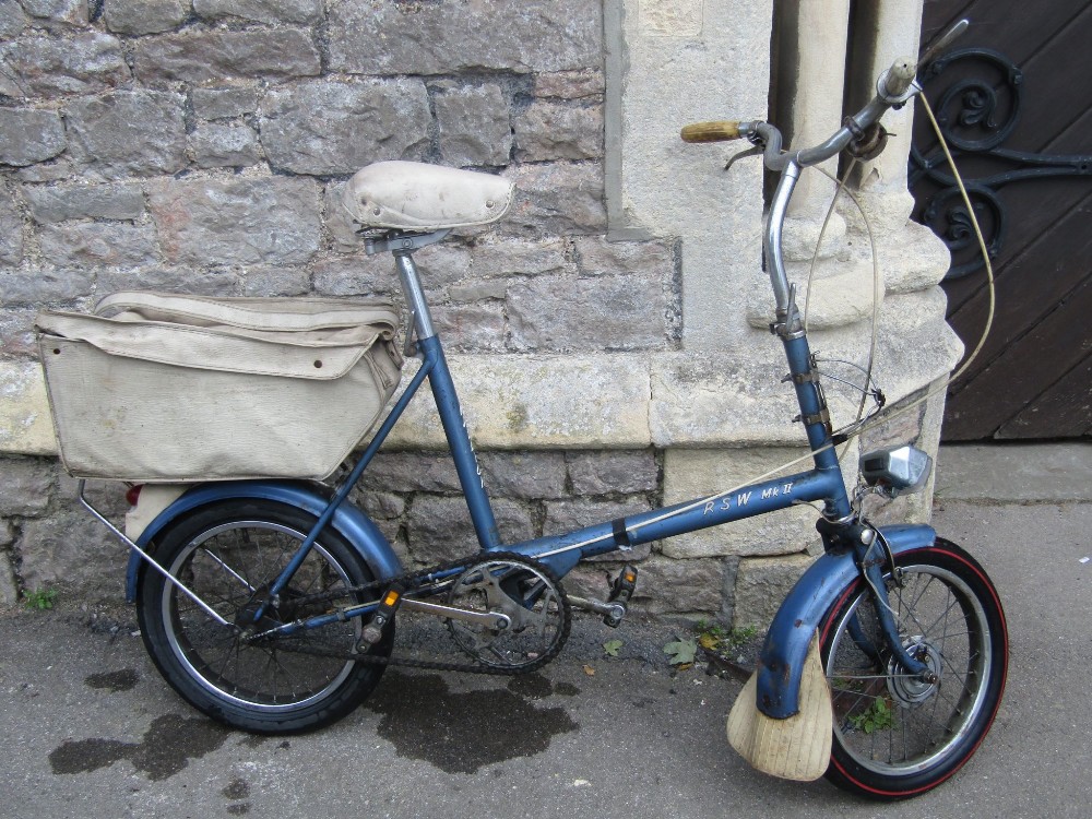 A vintage Raleigh RSW MkII bicycle in blue colourway