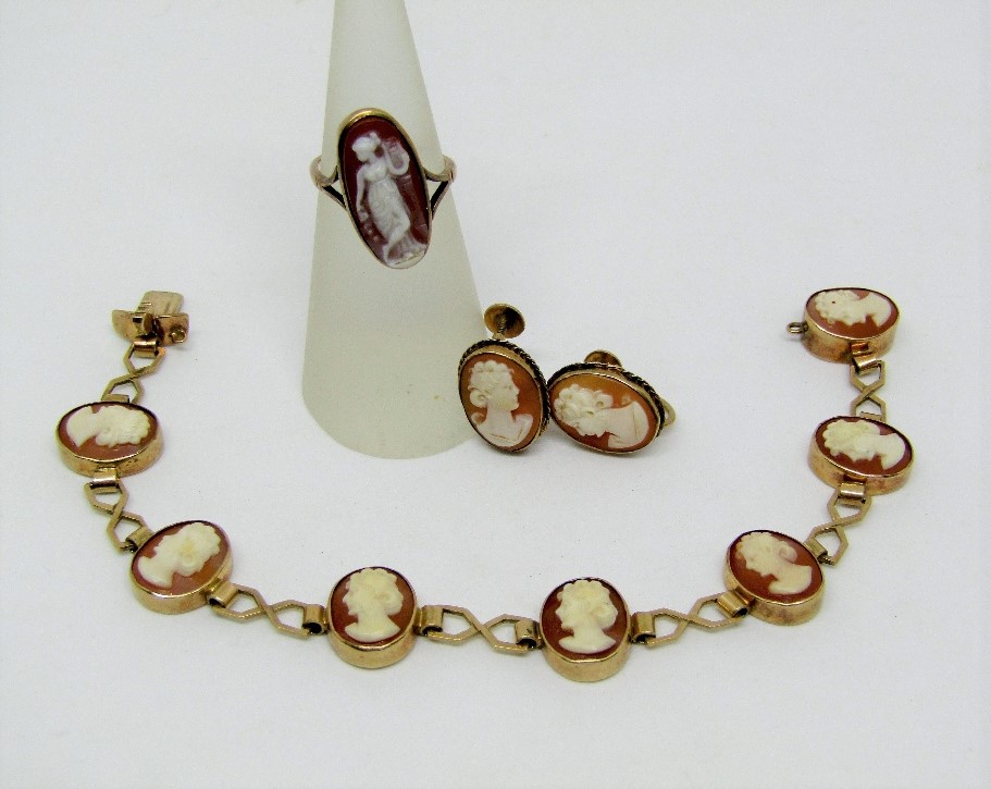 Group of cameo jewellery comprising 9ct bracelet, pair of 9ct earrings and a yellow metal ring, 18.