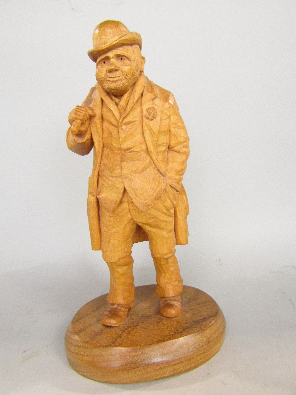 Four good English treen figures to include and old war veteran, with trench coat and war medals, - Image 2 of 10