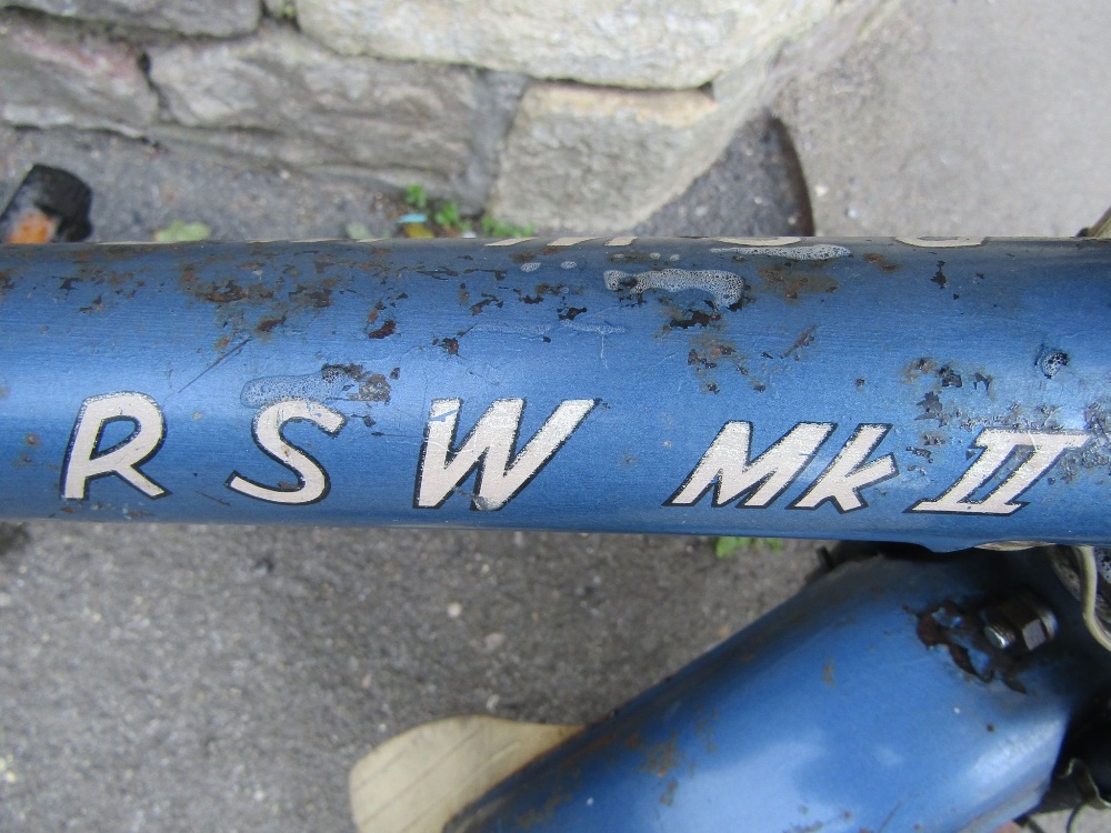 A vintage Raleigh RSW MkII bicycle in blue colourway - Image 2 of 2