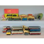 Collection of Hornby railway models including boxed GWR locomotive R759, unboxed Hornby Dublo