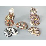 A collection of five Royal Crown Derby Imari pattern paperweights, all in the form of cats,