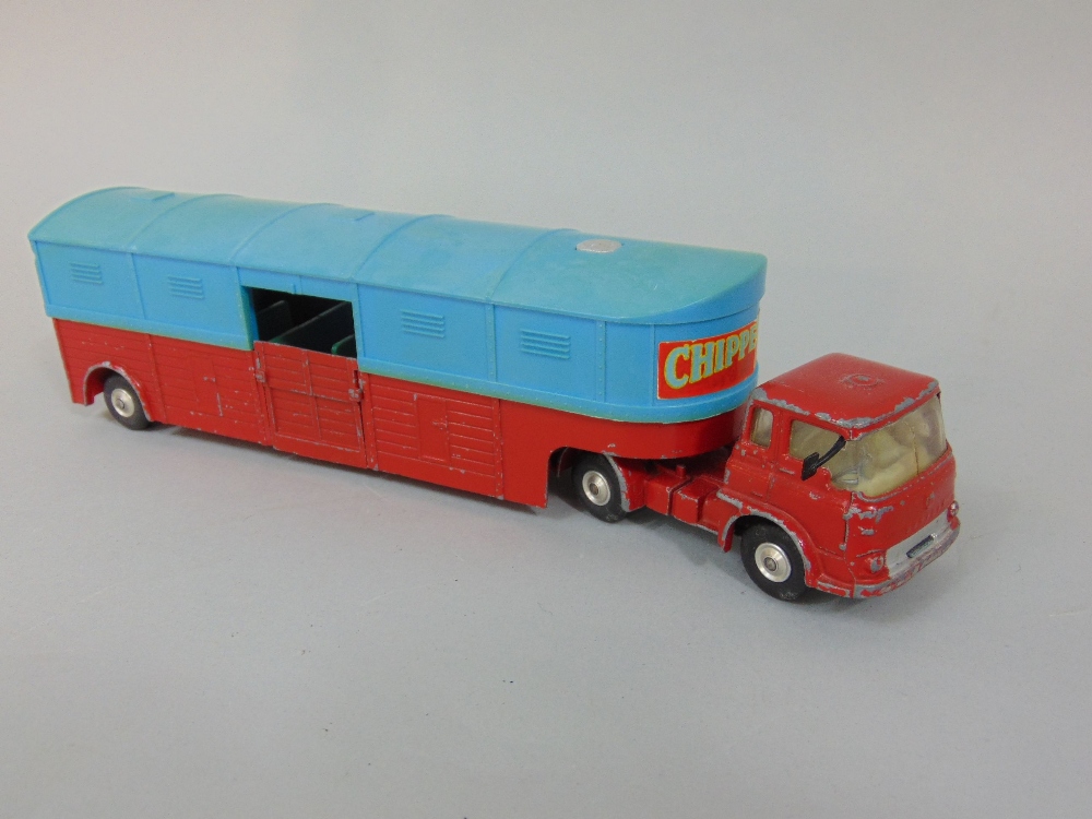 Die cast model vehicles including Dinky Chipperfield Circus Articulating Horse Box, and - Image 3 of 3