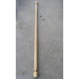 A gilt wood reeded curtain pole with turned finials, 46 cm long (full length)