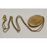 9ct fine link necklace hung with an ornately engraved locket, 8.6g total (locket af)