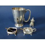 1960s Walker & Hall silver pedestal tankard, Sheffield 1965, 13cm high; together with a further