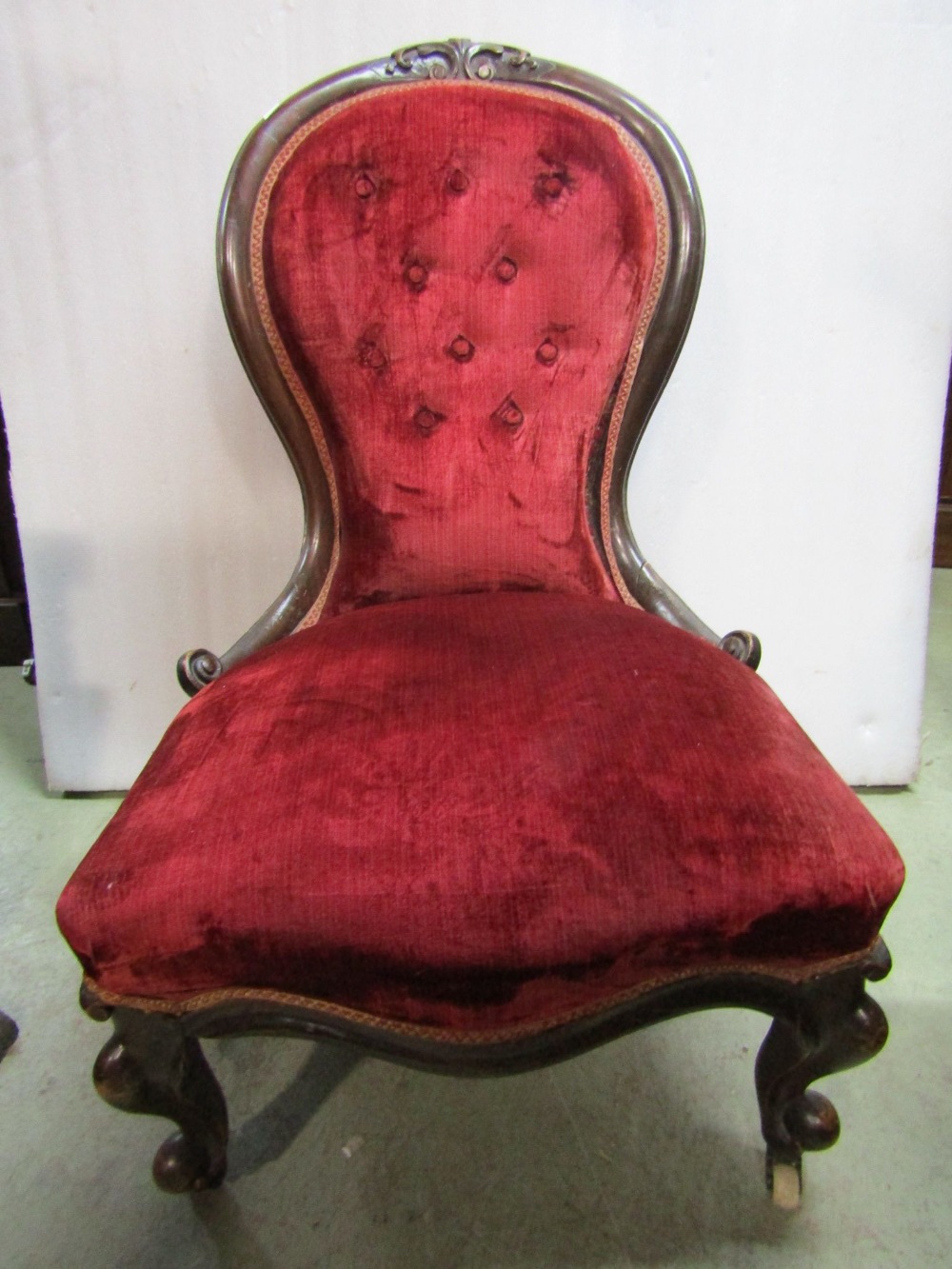 A Georgian mahogany armchair with pierced splat, scrolled arms, upholstered seat on shaped - Image 3 of 3