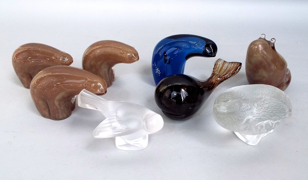 A collection of novelty glass paperweights to include to Lalique brids (both af) and six other