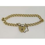 9ct curb link bracelet with heart padlock clasp, 18.9g