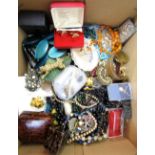 Box of mixed costume jewellery