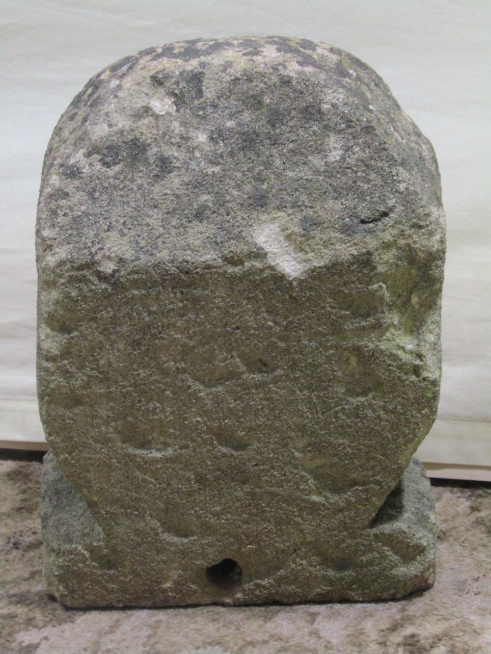 Antique stone corbel in the form of a face, 23cm high - Image 2 of 2