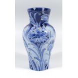 A MACINTYRE & CO MOORCROFT FLORIAN WARE VASE, C. 1898-1905, OF BALUSTER FORM DECORATED WITH