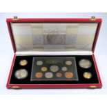 QUEEN ELIZABETH II GILLICK PORTRAIT COLLECTION COMPRISING SOVEREIGNS, 1957, 1968, CROWNS 1960, 1965,