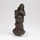Frühbarocke Figur 'Maria aus einer Kreuzigungsgruppe'Franko-flämisch, 17. Jh. Bronze, patiniert.