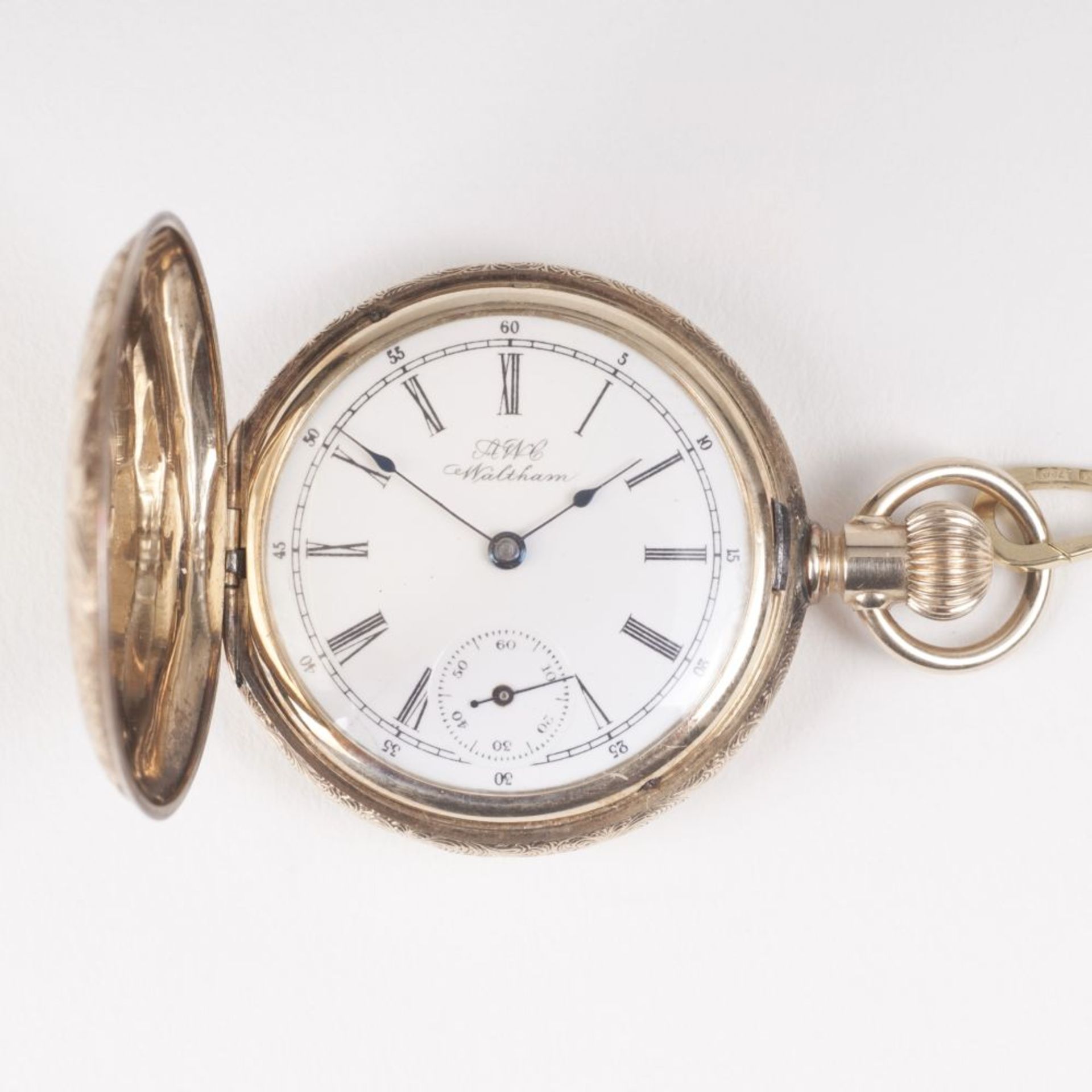 Waltham Watch Companygegr. 1850 in MassachusettsAntike Damen-Savonette mit UhrenketteUSA, um 1890.