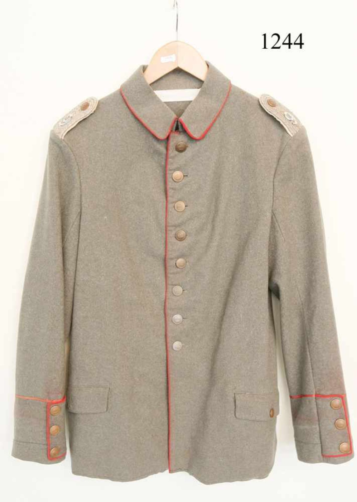 Mannschaftsfeldbluse M/1907Preußen. Ehemaliger Sergeant der Infanterie. Kammerstück. Zum Offizier