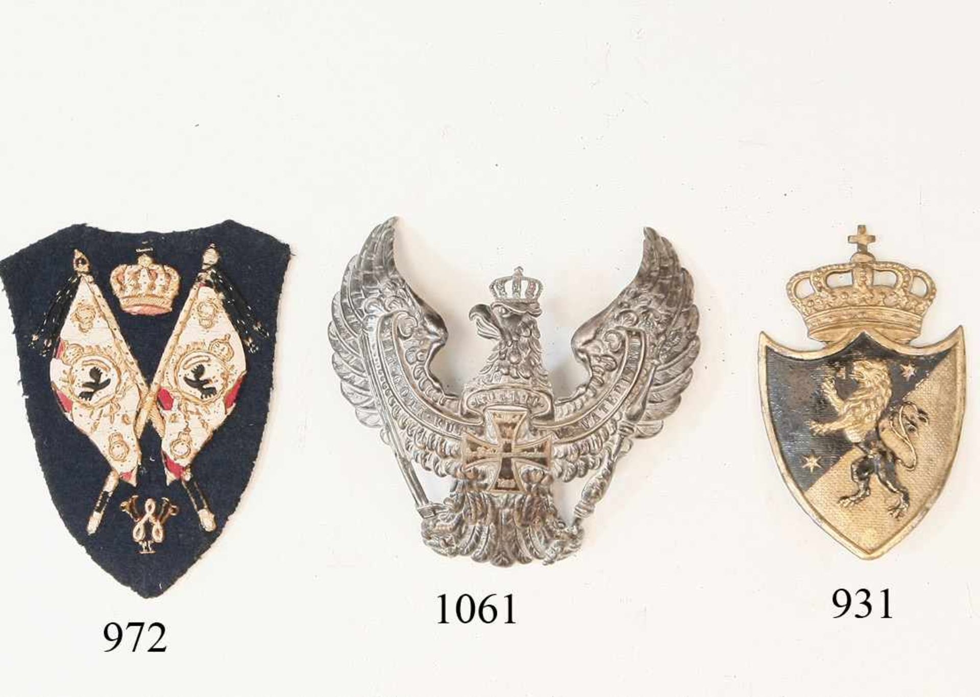Ärmelabzeichen für FahnenträgerAuf dunkelblauem Tuch. Viel getragenes Original. Zustand: II-III
