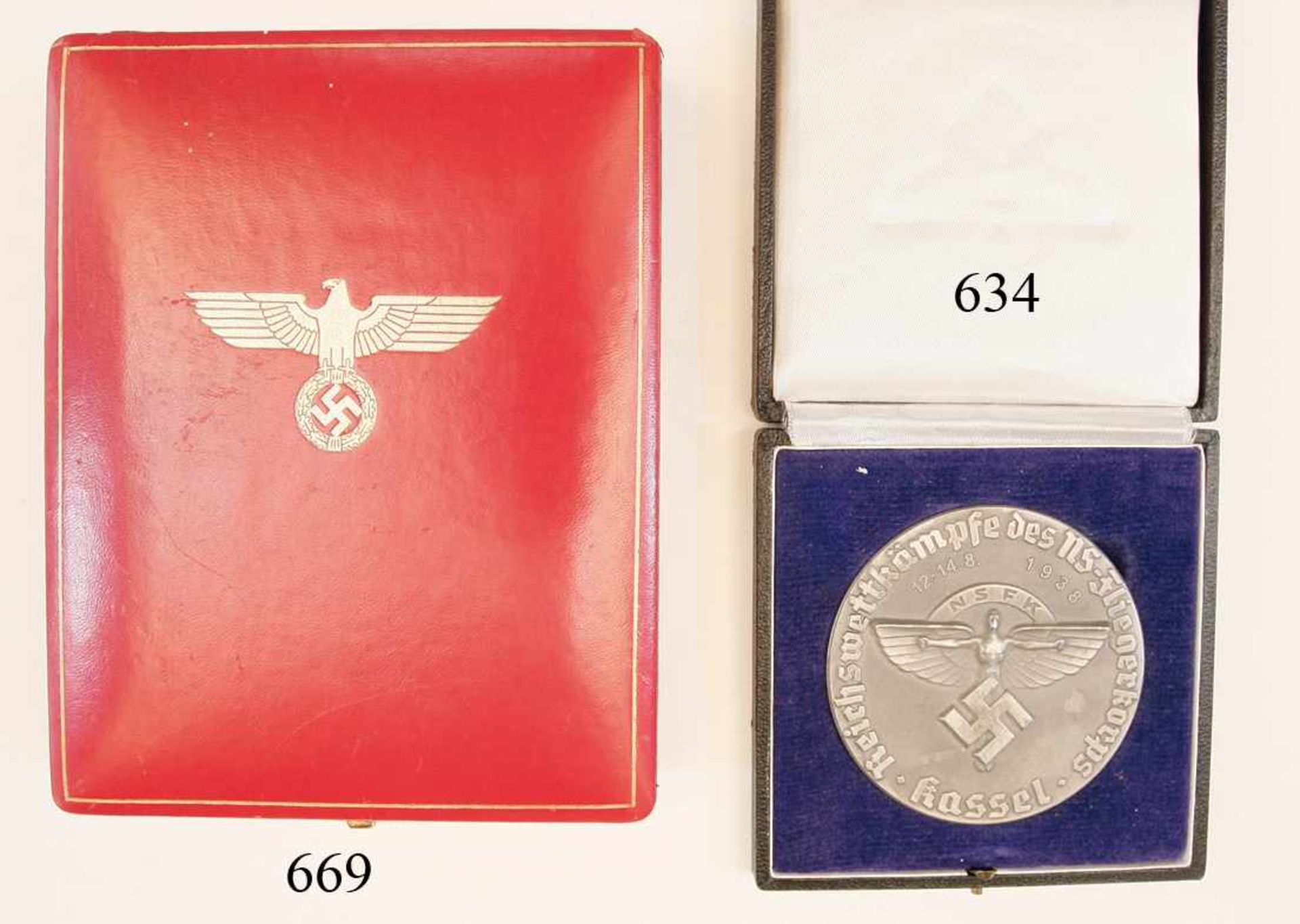 NSFK PlaketteReichswettkämpfe NS-Fliegerkorps-Kassel 1938. Leichtmetall. 8cm. Im Etui. Zustand: II