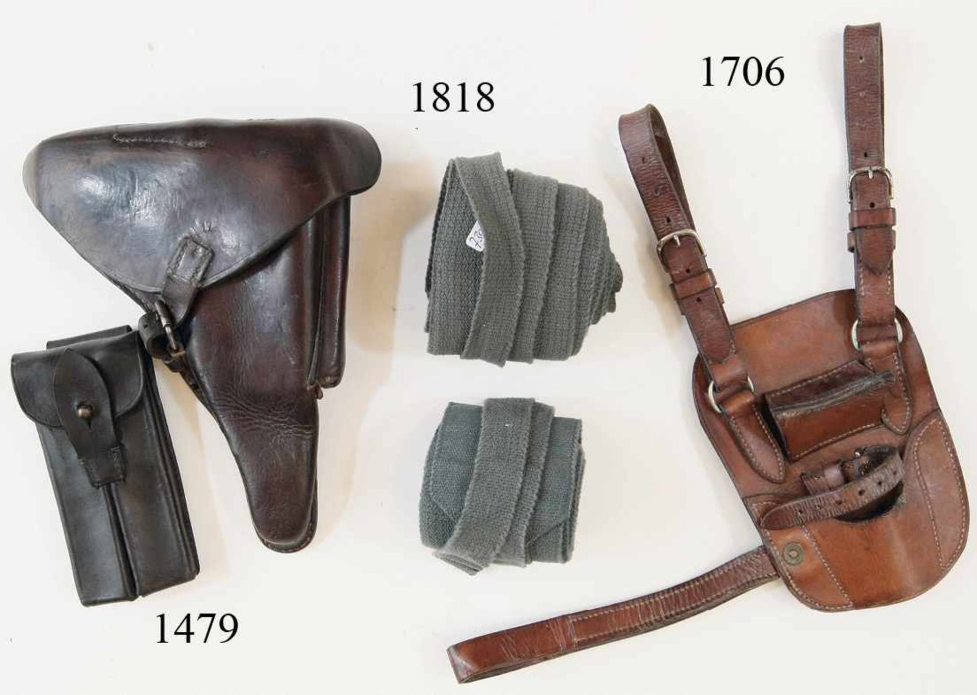 Pistolentasche 08Braunes Leder. Hersteller 1915. Dazu Magazintasche. Zustand: II