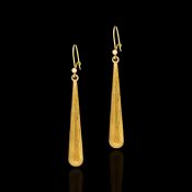 9ct yellow gold drop earrings, gross weight approximately 1.5 grams.