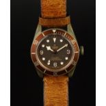 GENTLEMEN'S TUDOR BLACK BAY BRONZE W/ BOX & PAPERS, AUTOMATIC WRISTWATCH, circular brown