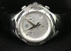 GENTLEMEN'S TAG HEUER CHRONOGRAPH WRISTWATCH, circular silver triple register dial with date