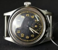 MID SIZE OYSTER LIPTON, STAINLESS STEEL OYSTER CASE, REF 2784, MANUALLY WOUND VINTAGE WRISTWATCH,