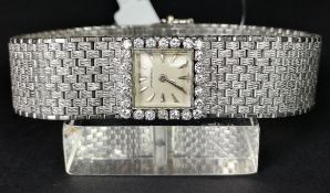 LADIES' JAEGER LE-COULTRE, DIAMOND BEZEL, INTEGRATED BRACELET, REF. 756469, MANUALLY WOUND