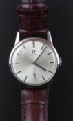 GENTLEMEN'S OMEGA DRESS WATCH, STAINLESS STEEL, VINTAGE MANUALLY WOUND WRISTWATCH, circular white