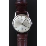 GENTLEMEN'S OMEGA DRESS WATCH, STAINLESS STEEL, VINTAGE MANUALLY WOUND WRISTWATCH, circular white