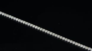 Diamond tennis line bracelet, brilliant cut diamonds claw set, 2.6mm wide, estimated total diamond