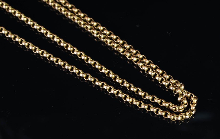 A 9ct yellow gold, belcher link longuard chain, with a swivel clasp, gross weight approximately 22 - Image 2 of 2