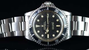 RARE VINTAGE ROLEX SUBMARINER 5513 METERS FIRST DIAL, circular black dial with luminous hour
