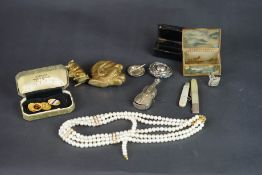 Selection of silver, objet d'art and costume jewellery including two pen knives, two antique