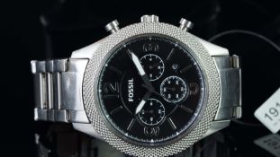 GENTLEMEN'S FOSSIL QUARTZ CHRONOGRAPH, BRACELET QUARTZ WRISTWATCH, circular black dial with luminous