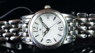 LADIES' MAURICE LACRIOX BRACELET WATCH, QUARTZ WRISTWATCH, circular white dial with luminous