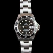 GENTLEMEN'S ROLEX OYSTER PERPETUAL SUBMARINER, REF. 16610, CIRCA. 2000, W/ BOX & PAPERS, AUTOMATIC