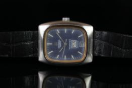 VINTAGE UNIVERSAL GENEVE POLEROUTER III AUTOMATIC DAY DATE WATCH, rectangular cushion blue dial,