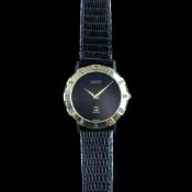 GENTLEMEN'S GUCCI 3200M, 016-088, W/ ORIGINAL STRAP & BUCKLE, VINTAGE QUARTZ WRISTWATCH, circular