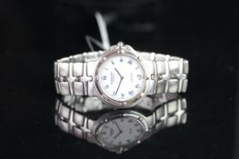 MID SIZE RAYMOND WEIL PARSIFAL DATE WRISTWATCH, circular white dial with roman numerals and date