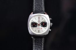 GENTLEMEN'S LE JOUR LE MANS CHRONOGRAPH WRISTWATCH, circular silver dial with twin black registers